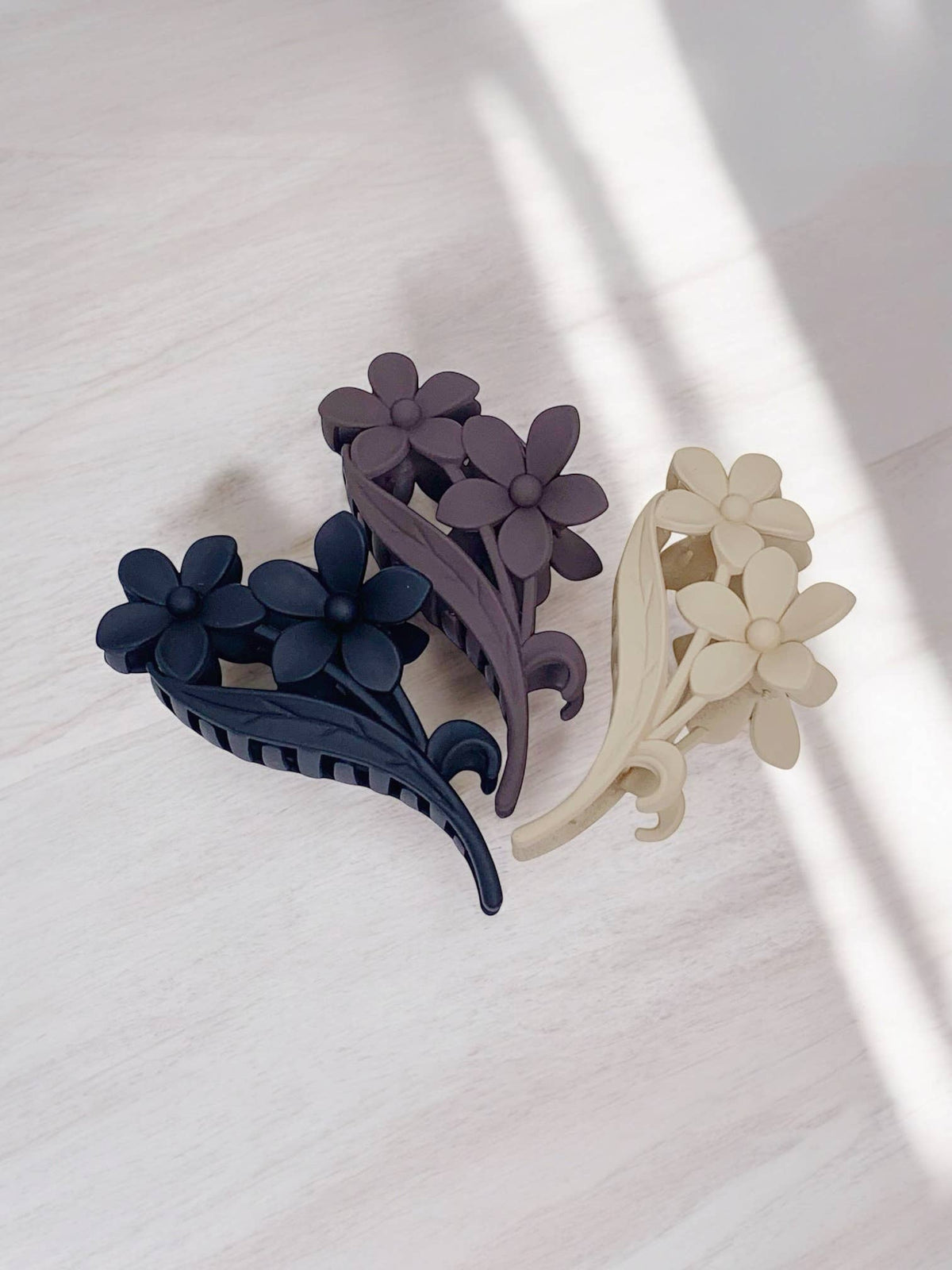 YH07 flower shaped hair clip